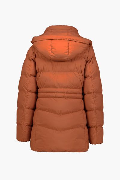 Veste longue cognac de GARCIA avec capuche, rembourrage matelassé et coupe-vent, vue arrière.