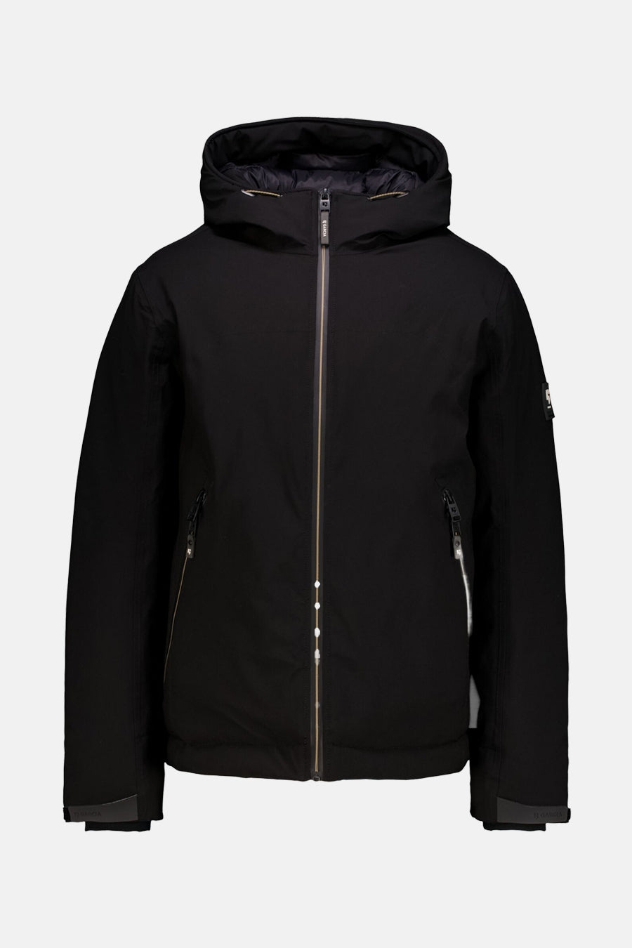 Veste de pluie noire de GARCIA avec une capuche et des détails zippés.