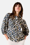 Multikleuren driekwartmouw blouse van GARCIA, met luipaardprint, met een opstaande kraag.