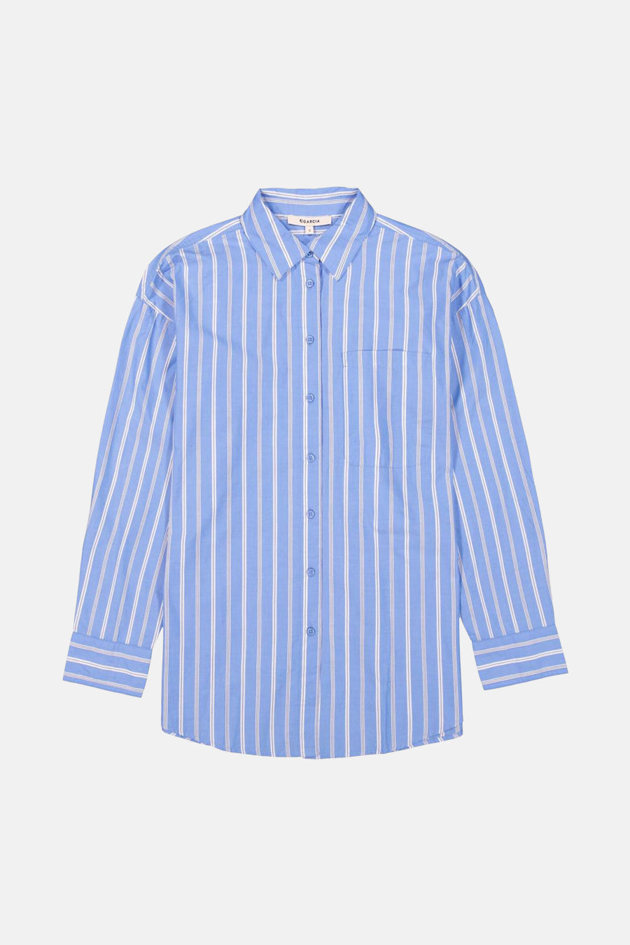 Blauwe gestreepte blouse met lange mouwen van GARCIA met borstzak en knoopsluiting.