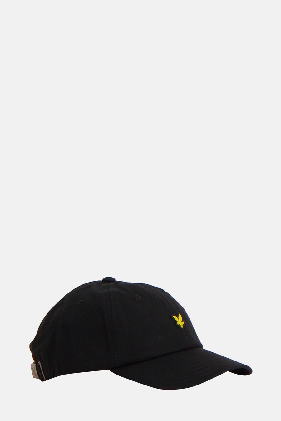 Casquette noire de LYLE & SCOTT avec logo brodé d'un aigle doré sur le devant.