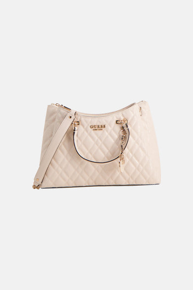 Beige Guess® handtas met ruitvormig doorgestikt patroon en gouden ritsen.