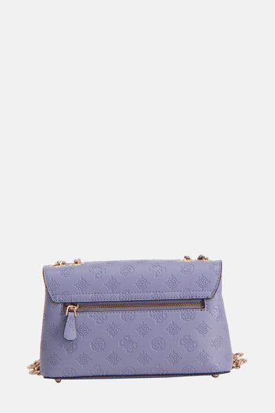 Sac à bandoulière bleu de Guess, avec motif monogrammé et bandoulière chaîne dorée.
