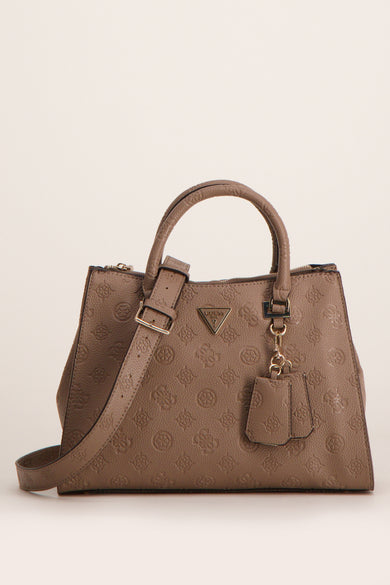 Sac à main marron de Guess, avec motif monogramme en relief et bandoulière réglable.