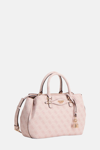 Roze Guess handtas met print, dubbele handvatten en een verstelbare schouderriem, versierd met decoratieve hangsloten.