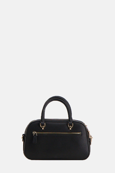 Zwarte Guess handtas van imitatieleer met gouden ritssluiting en afgeronde handgreep.