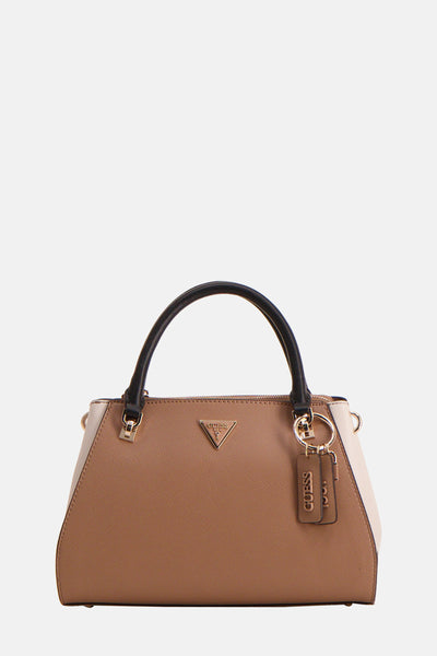 Beige handtas van imitatieleer van Guess, met zwart handvat en decoratieve sleutelhanger.