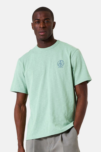 Groen T-shirt met korte mouwen van GARCIA, met een groot logo op de rug.