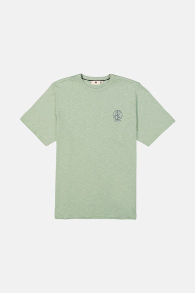 Groen T-shirt met korte mouwen van Garcia, met een klein logo op de borst.