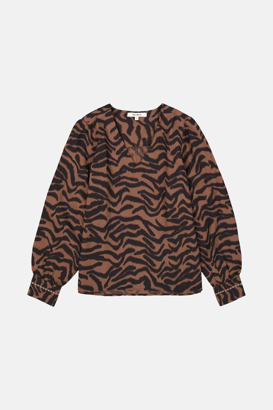 Bruine met lange mouwen in bruin van GARCIA, met zwart zebraprint en geborduurde details op de manchetten.