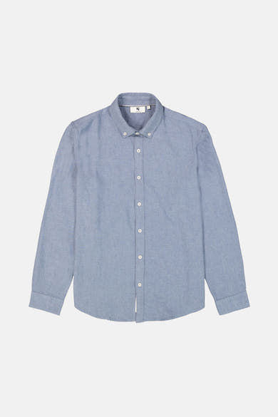 Blauw overhemd met lange mouwen van GARCIA, met witte knopen en een licht gemêleerde textuur.