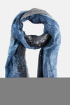 Foulard bleu à motifs gris, présenté noué, Access®