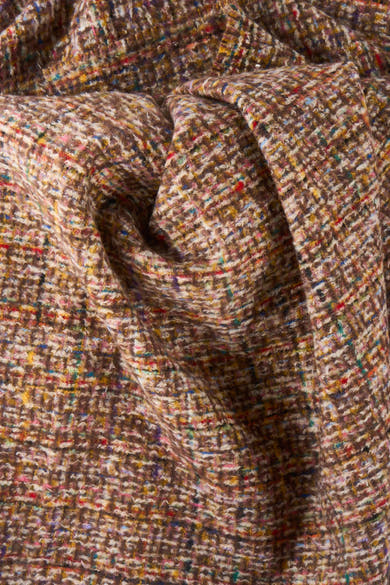 Access® veelkleurige sjaal, van getextureerde tweedstof met diverse kleuraccenten, artistiek gedrapeerd.