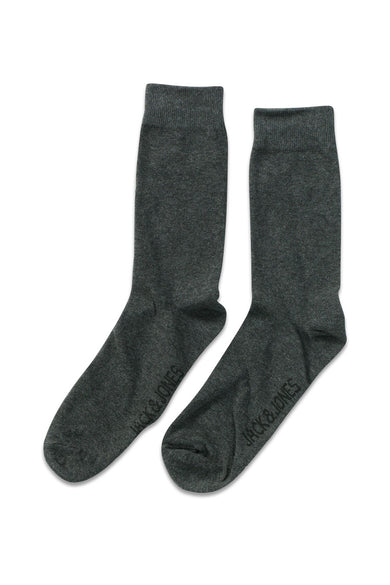 Grijze sok van rijk katoen van ACCESSORIES BY JACK & JONES, gepresenteerd op een zwarte hanger.