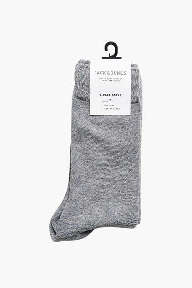 Grijze sokken van katoenmix van Accessories by Jack & Jones, opgerold en hangend gepresenteerd.