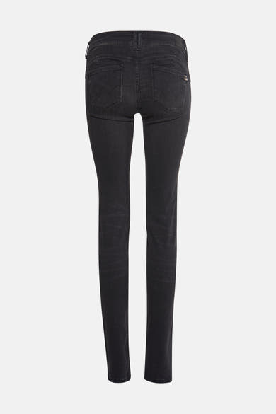 Jean slim en denim noir de Le Temps des Cerises, avec poches arrière et détails discrets.