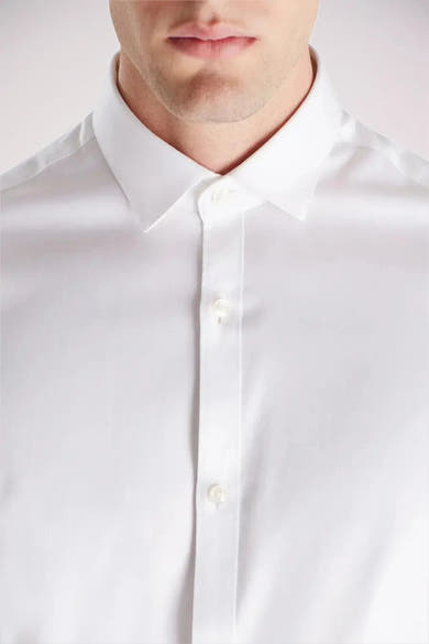 Wit overhemd met lange mouwen van PREMIUM by JACK & JONES, met knopen en klassieke kraag.