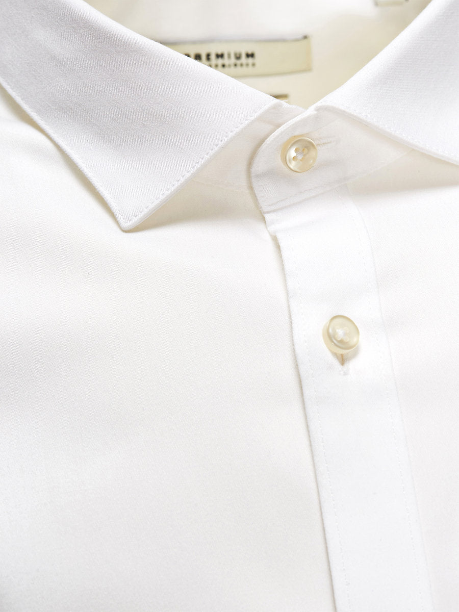 Wit overhemd met lange mouwen van PREMIUM by JACK & JONES, met kraag en knopen.