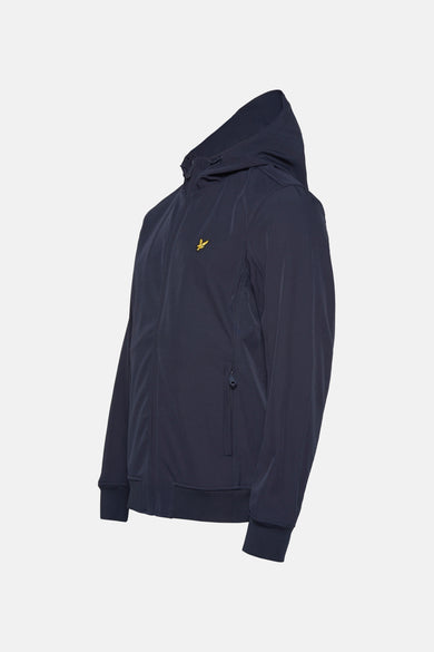Veste de pluie bleue de LYLE & SCOTT, avec capuche et fermeture éclair, et une poche zippée sur le côté.