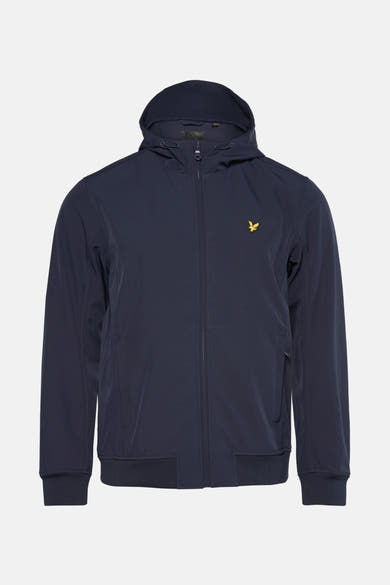Blauwe regenjas van LYLE & SCOTT, met capuchon en ritssluiting op een neutrale achtergrond.