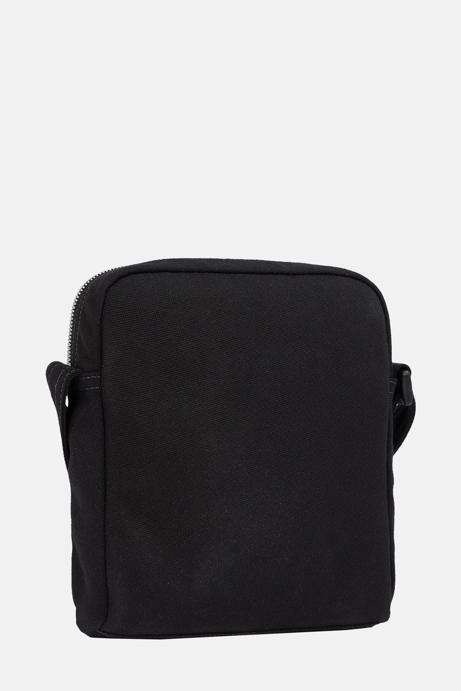 Zwarte Calvin Klein schoudertas met zilveren ritssluiting en verstelbare schouderriem.