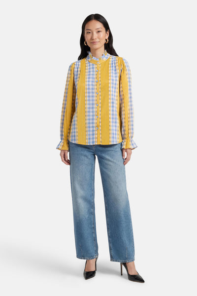 Chemise multicolore à manches longues de ADORE, à carreaux avec détails plissés au col et aux poignets.