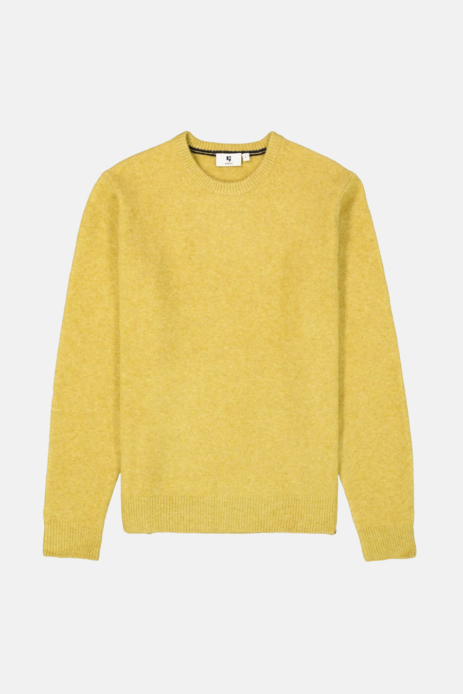 Pull col rond jaune de GARCIA, en maille texturée, sur un fond clair.