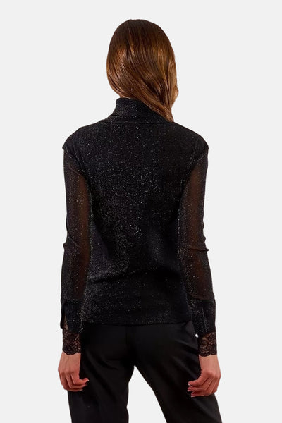 T-shirt à manches longues noir de Molly Bracken, avec détails de dentelle aux poignets.