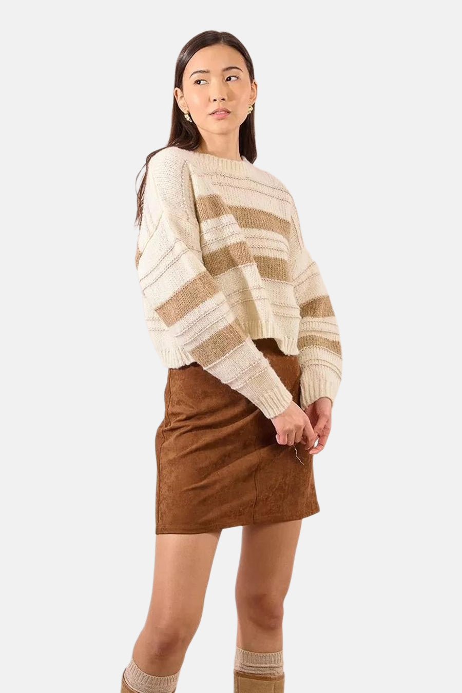 Beige ronde hals trui van Molly Bracken met bruine strepen en lange mouwen.