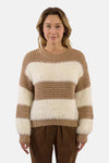 Multikleuren rondehals trui van Molly Bracken, met horizontale strepen in bouclé breisel en een gevlochten patroon.