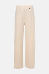 Pantalon beige par AMELIE ET AMELIE, coupe droite, avec détail bouton décoratif et poches latérales.
