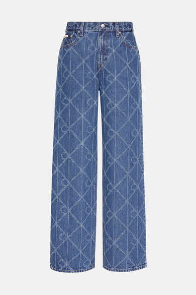 Jean droit en denim bleu moyen de Calvin Klein, avec un motif losange répété.