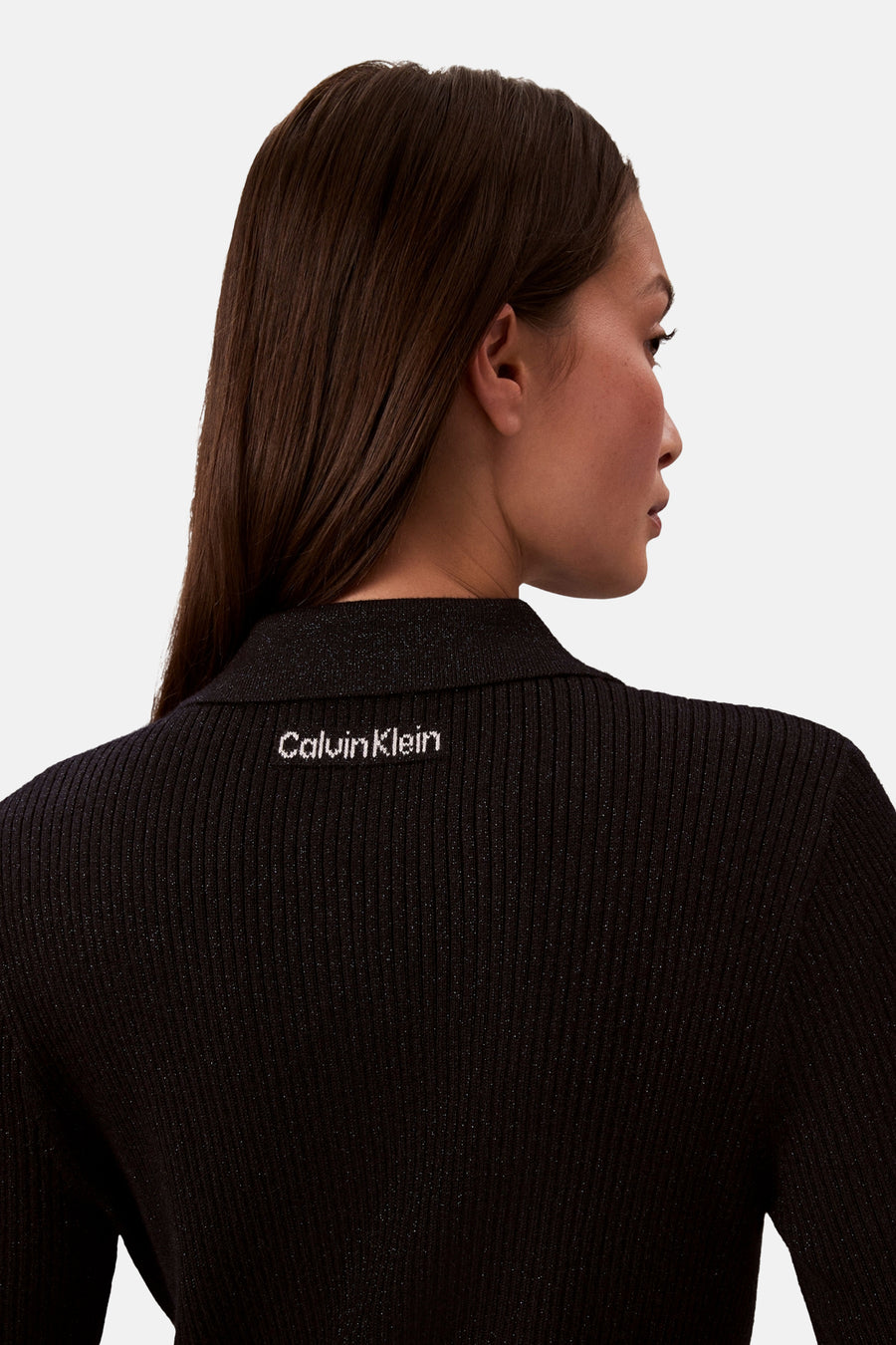 Blauwe geribbelde gebreide cardigan van Calvin Klein, met geborduurd logo op de rug.