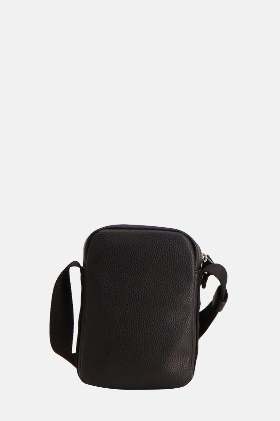 Zwarte Calvin Klein schoudertas van generfd leer, met zwarte stoffen schouderriem.