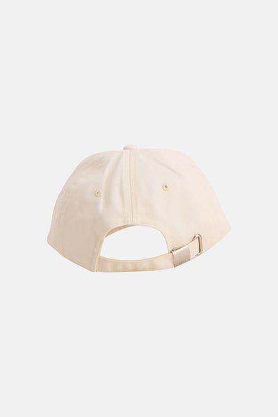 Casquette beige de Calvin Klein, vue de dos avec boucle de réglage métallique.