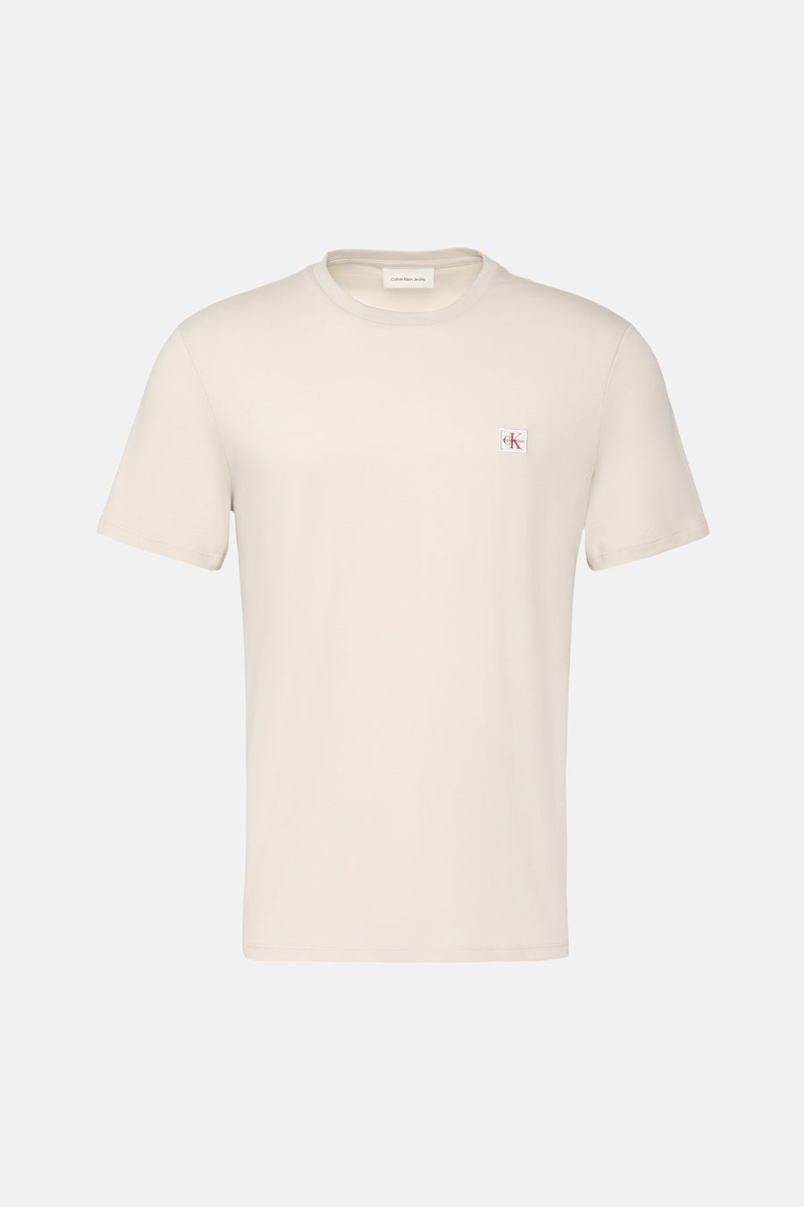 Ecru T-shirt met korte mouwen van Calvin Klein Jeans met een discreet logo op de borst.