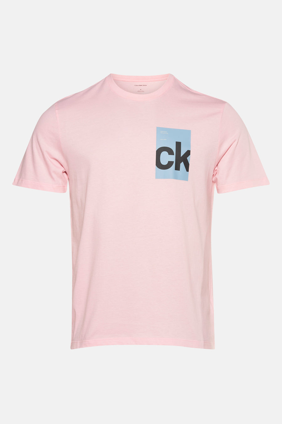 T-shirt à manches courtes rose, de Calvin Klein, avec logo graphique sur le devant.