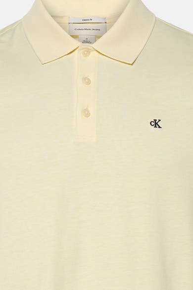 Korte mouwen poloshirt geel van Calvin Klein Jeans met geborduurd ck-logo.
