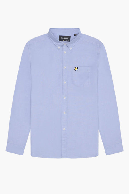 Blauwe blouse met lange mouwen van LYLE & SCOTT, met borstzak versierd met logo.