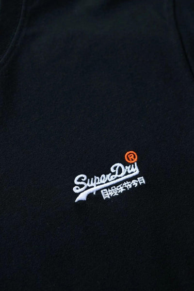 Zwart T-shirt met korte mouwen van Superdry, met geborduurd logo op de voorkant.
