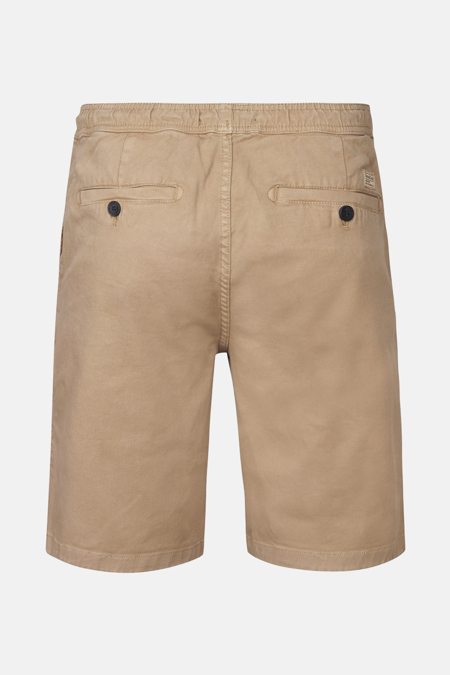 Korte beige short van Petrol Industries, achterkant met knoopzakken en elastische tailleband.