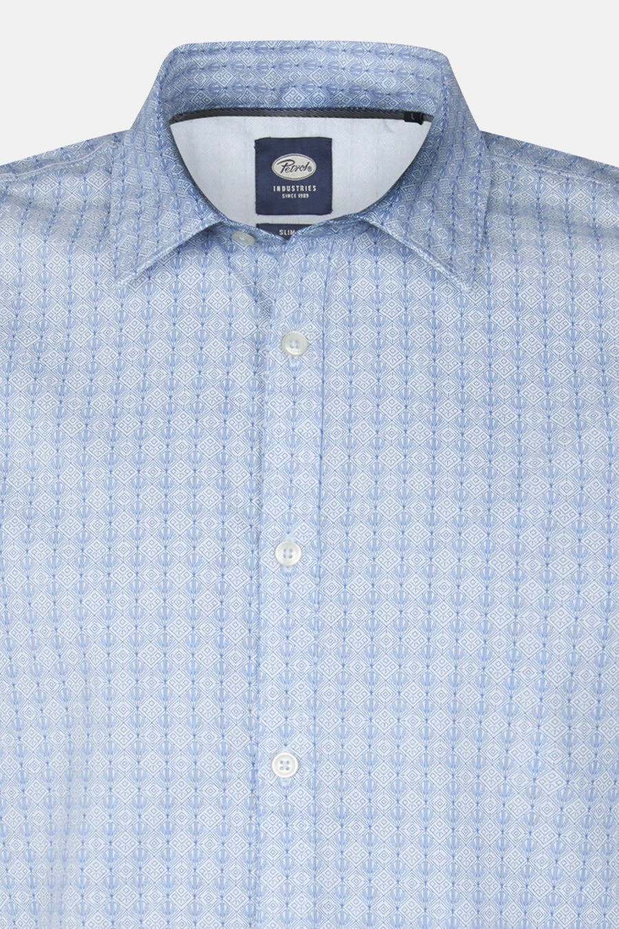 Blauw overhemd met geometrische patronen van Petrol Industries, ideaal voor een elegante en casual look.