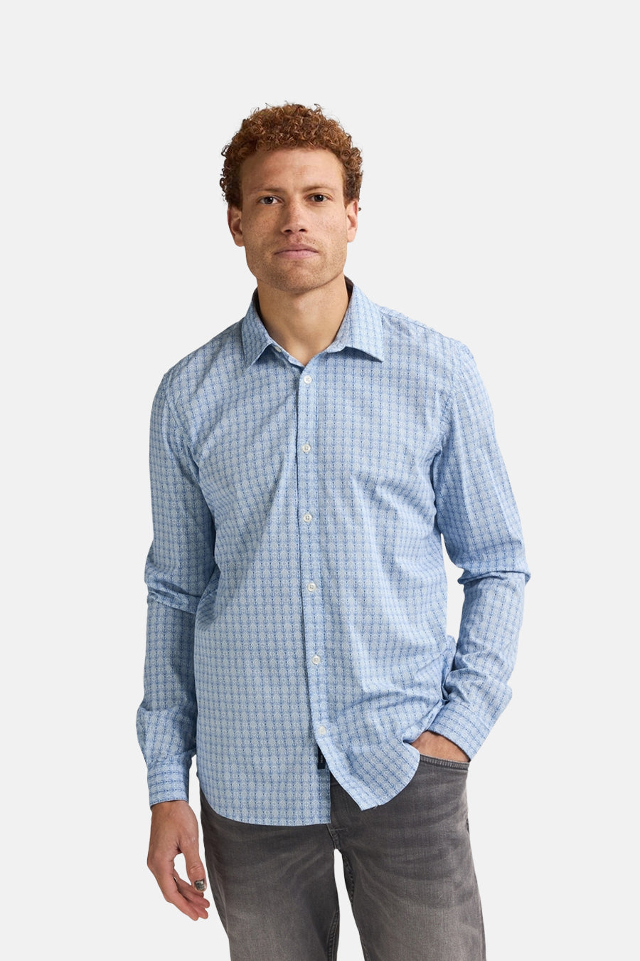 Blauwe blouse met lange mouwen van Petrol Industries, met subtiel patroon en een relaxte pasvorm.