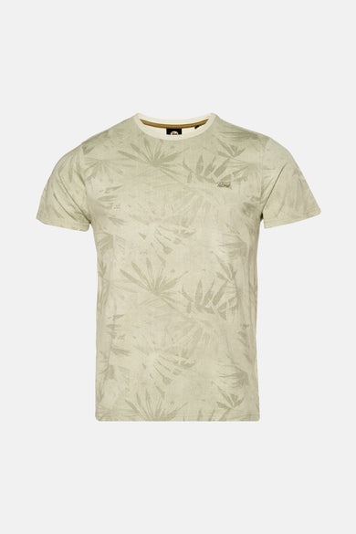 Groen T-shirt met korte mouwen van Petrol Industries, toon-op-toon bladmotief en geborduurd logo op de borst.