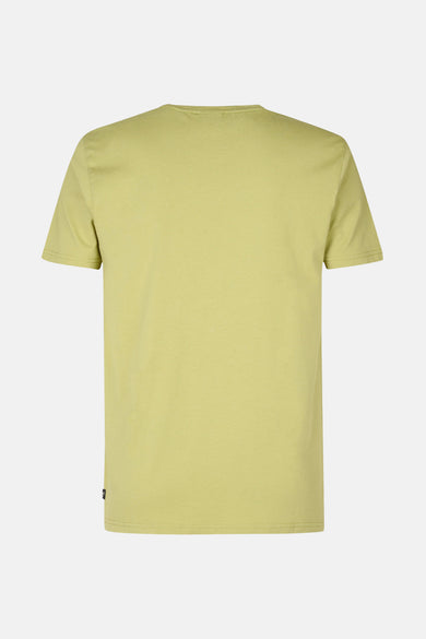 Groene korte mouw T-shirt van Petrol Industries, eenvoudig, rugweergave.