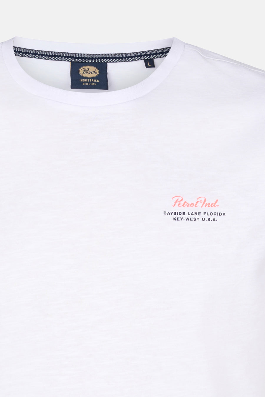 Wit T-shirt met korte mouwen van Petrol Industries, met een ronde hals en opgedrukte logo.