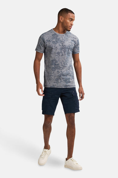 T-shirt met Petrol Industries Industriesuu,,, text text text text text texturururur een cargo.