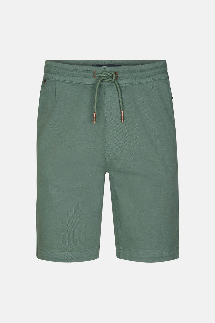 Short vert en coton by Petrol Industries®, avec cordon de serrage à la taille.