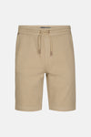 Short beige de Petrol Industries, avec cordon de serrage et ourlet simple.