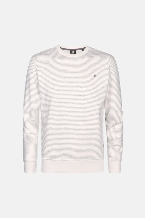 Pull à col rond écru de Petrol Industries, à rayures horizontales fines avec logo discret.
